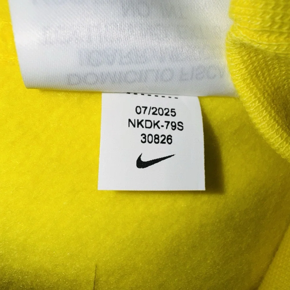 Nike Oregon Ducks Yellow Hoodie NWT Men Basketball Fleece Back Print Medium M